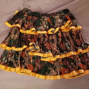 Bebe tiered floral ruffle mini skirt
